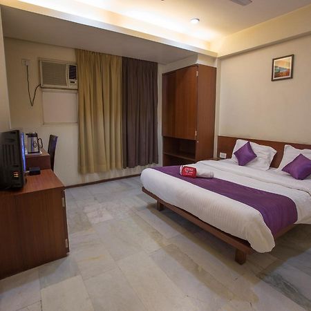 Oyo 13771 Executive Residency Hotel Púna Kültér fotó