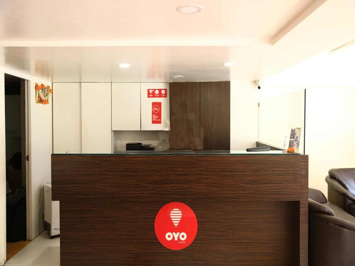 Oyo 13771 Executive Residency Hotel Púna Kültér fotó